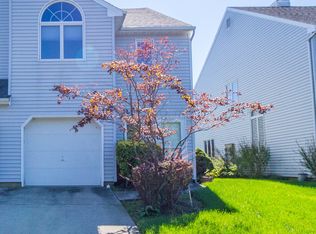 14 Shore Dr, Long Branch, NJ