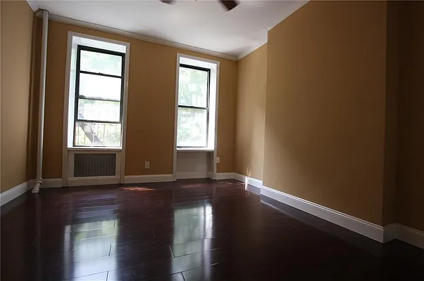 Rented by R New York | media 68