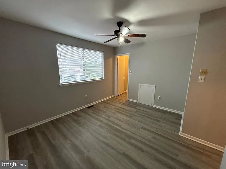 476 Bridge St — Photo 33