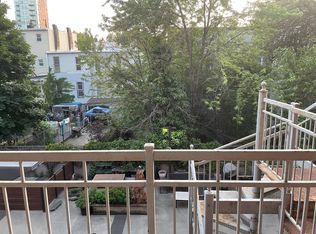 74 Grand Ave APT 2I, Brooklyn, NY 11205