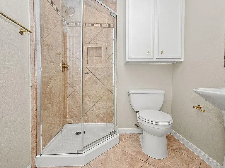 5037 W 43rd St — Photo 26