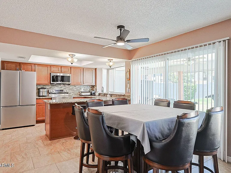 4026 W Willow Ave — Photo 11