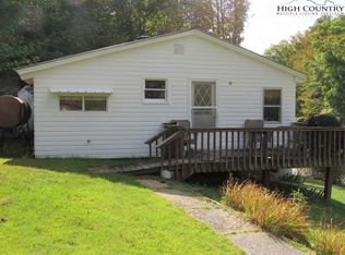 458 Paul Goodman Rd, Fleetwood, NC 28626