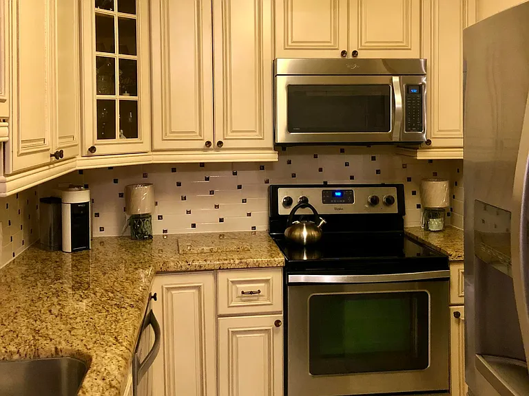 6407 Bay Club Dr #1 — Photo 11