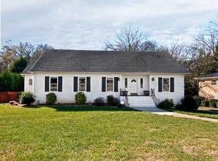 3718 Providence Rd, Charlotte, NC 28211