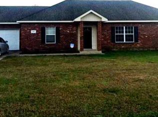 1061 You Winn Rd, Lake Charles, LA 70611