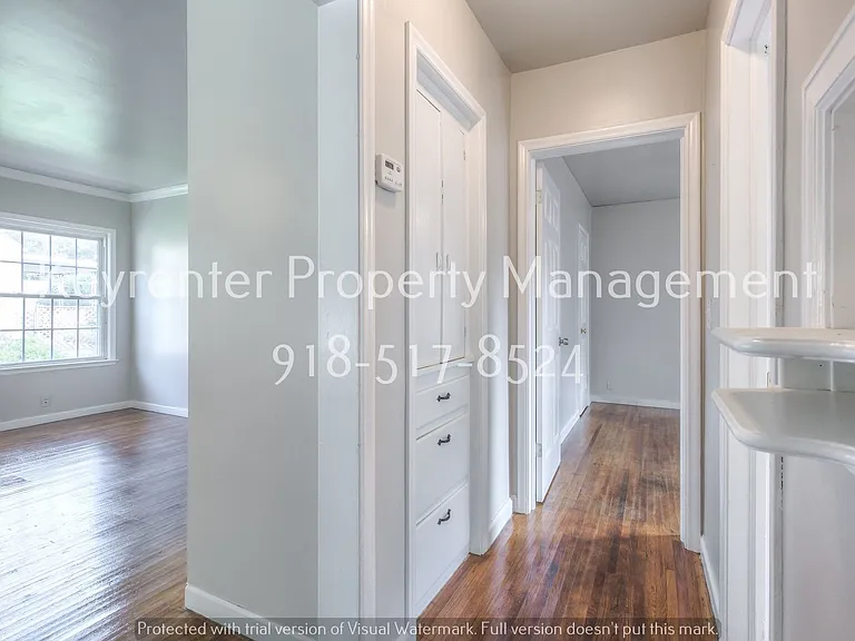729 N Florence Pl — Photo 25