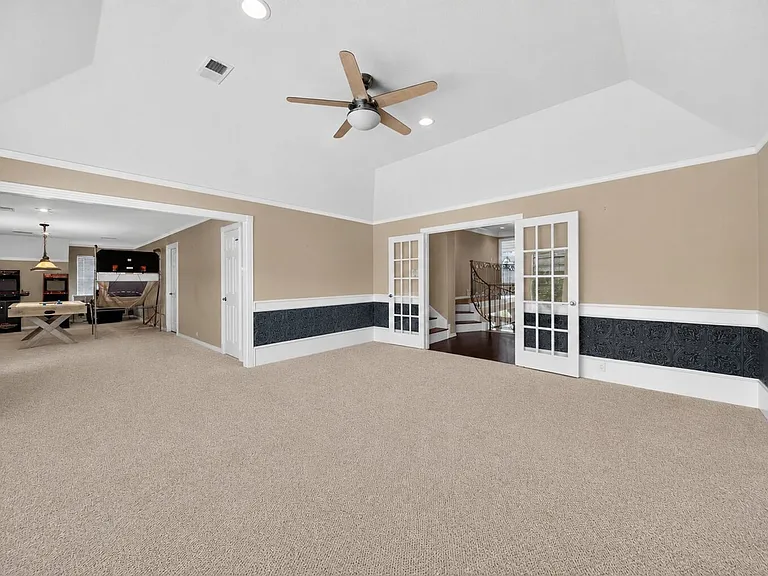 16410 Emilia Ct — Photo 13