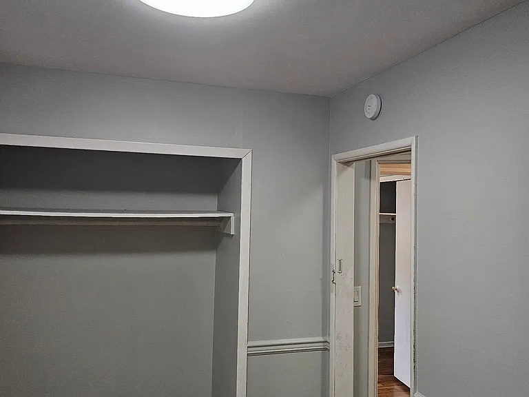 5339 SE 62nd Ave — Photo 4