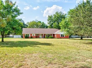 13 Del Rancho Ln, Shawnee, OK 74804