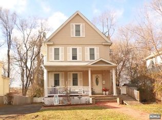 476 River Rd, Bogota, NJ 07603