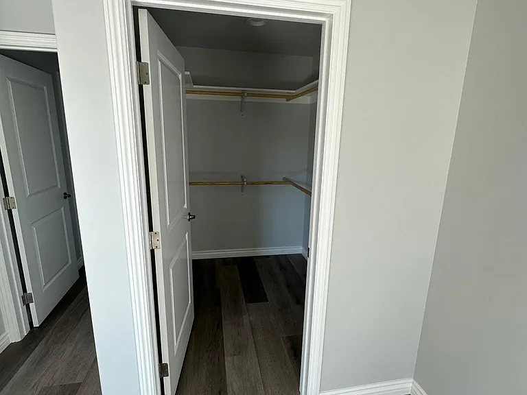 11246 Keith Dr — Photo 12