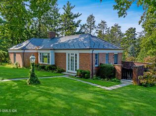 30 Field Point Dr, Greenwich, CT 06830