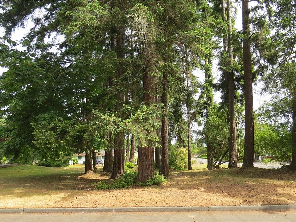 1st image of 999 W Forest Ave