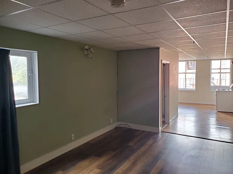 819 Elm St #9 — Photo 9