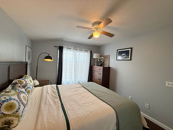 4th image of 13885 Camp Rock St #205
