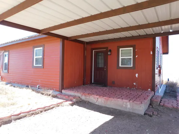 504 W Peery St, Hardesty, OK 73944