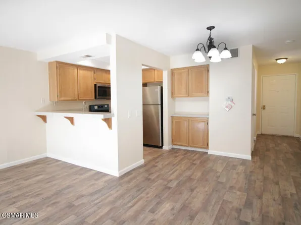 2731 Erringer Rd APT 79, Simi Valley, CA 93065