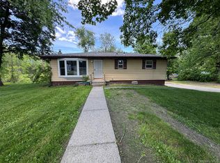 1 Corine Drive, Poughkeepsie, NY 12601