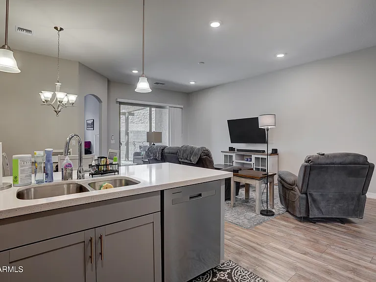 4750 N Yale Ave — Photo 12