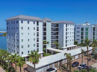 226 Golden Gate Point APT 63, Sarasota, FL 34236