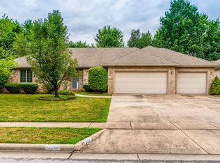 852 E Turnbridge St, Springfield, MO 65810