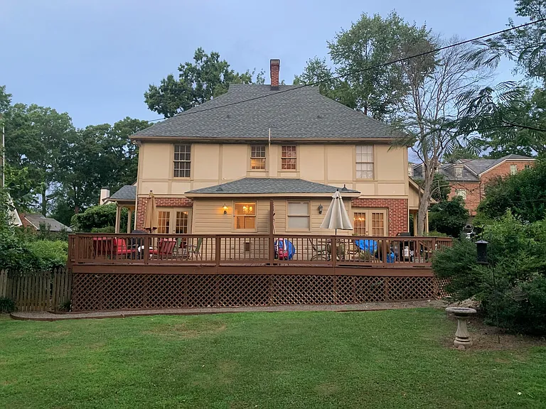 2715 Chelsea Dr — Photo 10