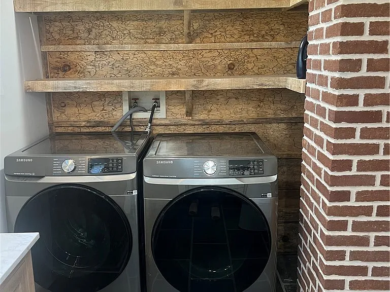 34 Lakeshore Rd #40 — Photo 13