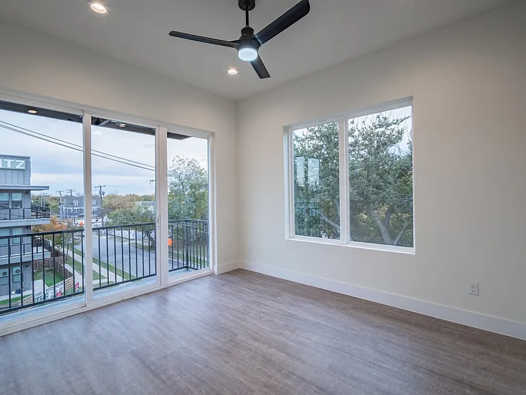 1614 N Fitzhugh Ave #101 — Photo 21