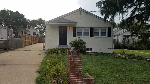 405 Hillside Ave Photo 1