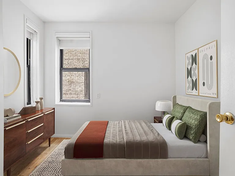 176 E 81st St #4C — Photo 6