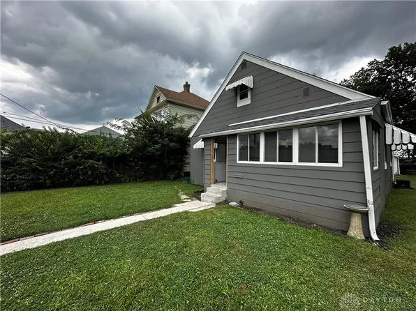 1020 Saint Adelbert Ave, Dayton, OH 45404