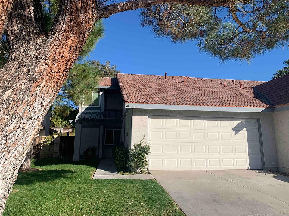 1st image of 15847 Rosehaven Ln