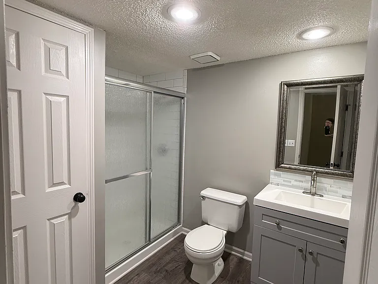 1908 W Barber Ave — Photo 14