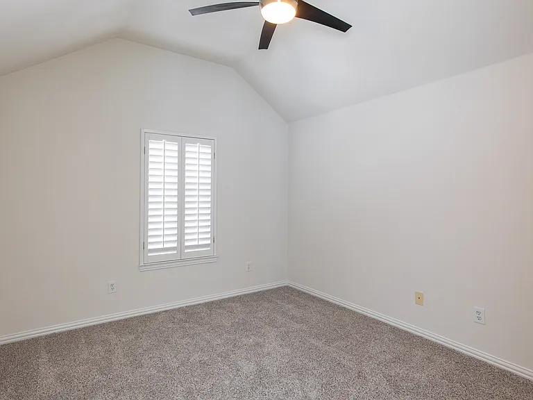 515 Southridge Way — Photo 19