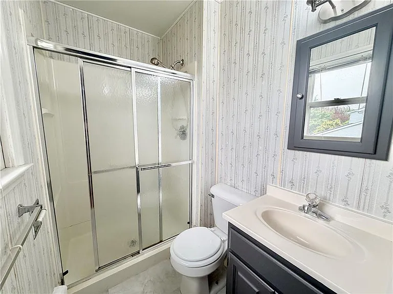 1160 Brentwood Ave — Photo 31