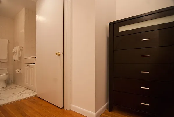 Rented by WAM Partners - William Moses Co. | media 78