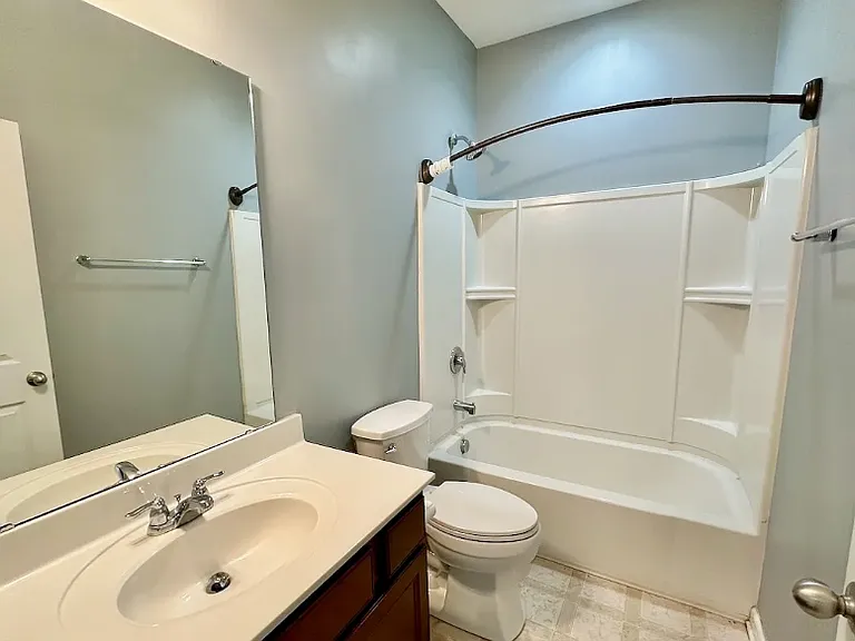 1566 Valdarno Dr — Photo 9