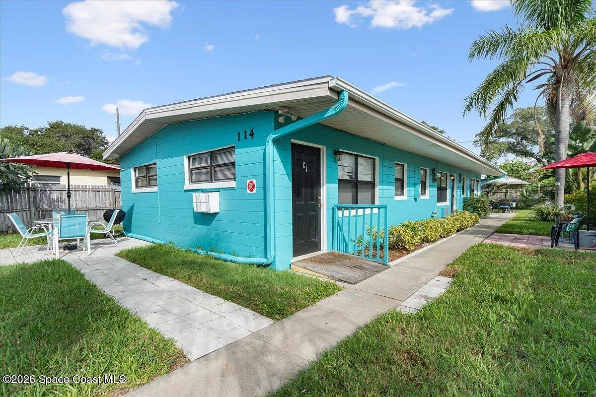 1 bed, 1.0 bath, 496 sqft, $1,350 — Photo 1