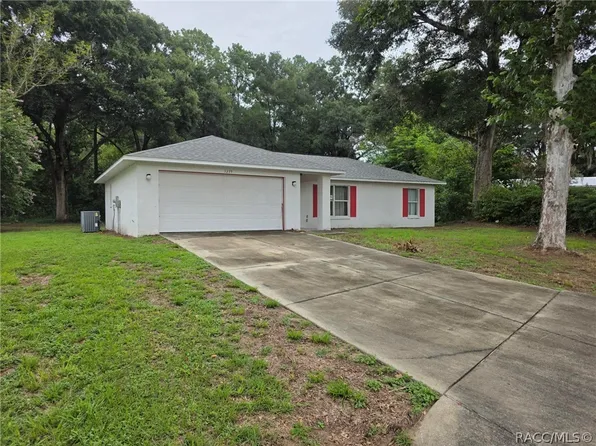 3279 SE 131st St, Belleview, FL 34420