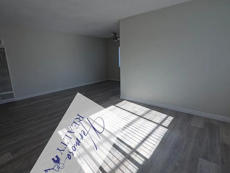 226 S Bandy Ave #7 — Photo 10
