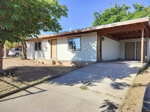 1617 Stull Dr, Las Cruces, NM 88001