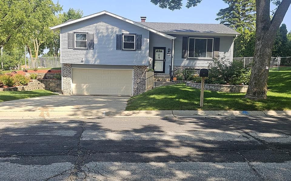 1st image of 9014 W Dallas STREET