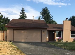 988 NE Josephine St, Hillsboro, OR
