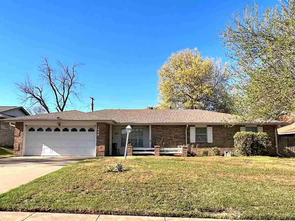 1709 Ann Ave, Ponca City, OK 74604