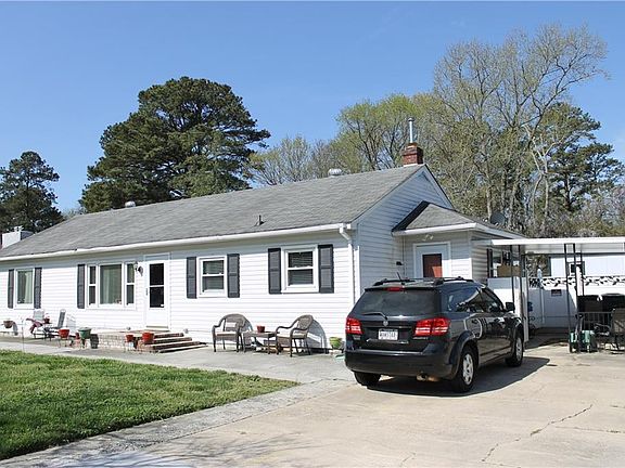 3rd image of 1115 Clarence St