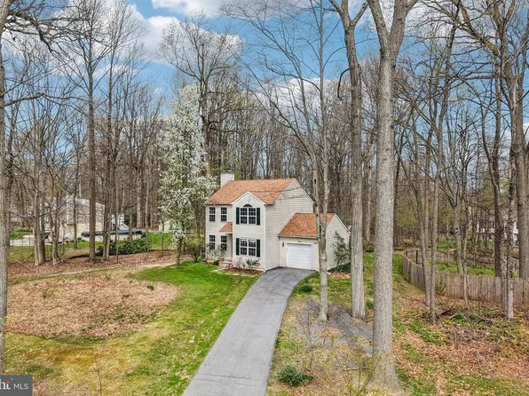 106 Debbie Dr, Coatesville, PA 19320