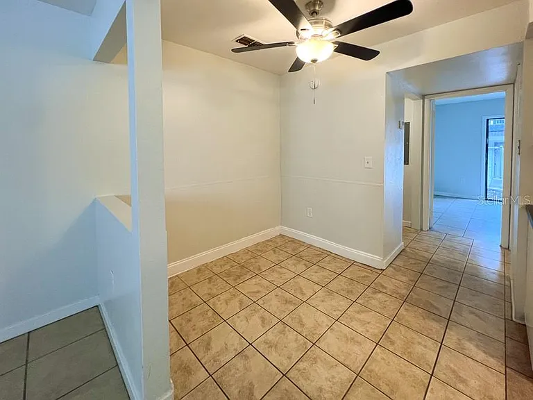 630 SW 67th Ter #A — Photo 5