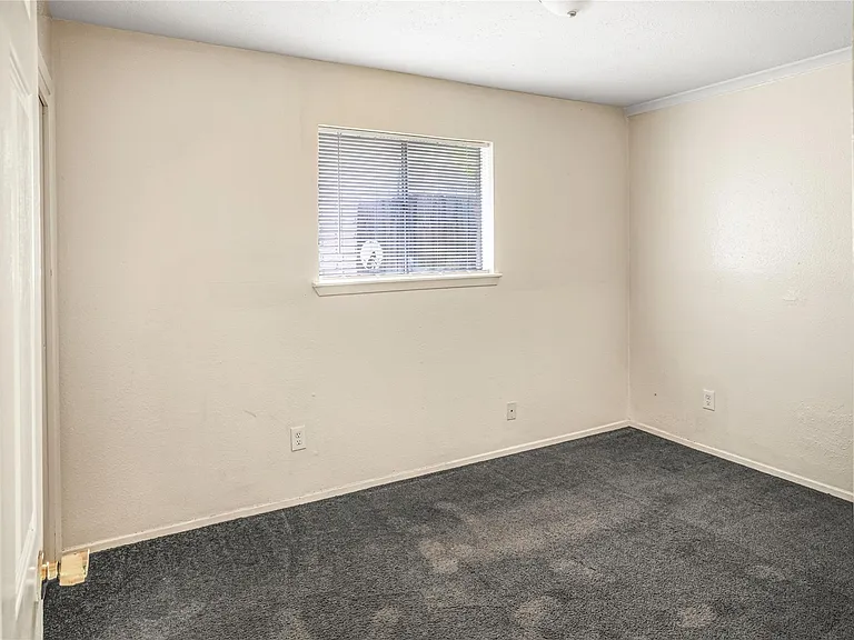 4503 McCleester Dr — Photo 10