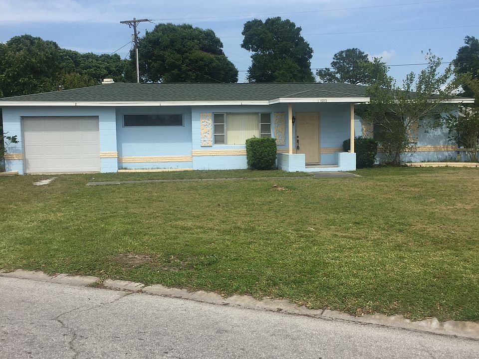 1st image of 4913 61st Ln N